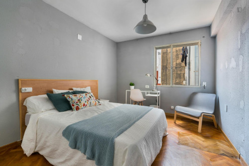 Posh double bedroom near the Amistat-Casa de Salud metro - Gallery - 11