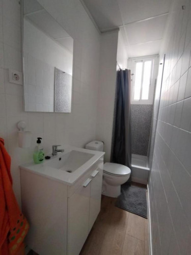 Very cool double bedroom near the Jardín de la Constitución - Gallery - 10