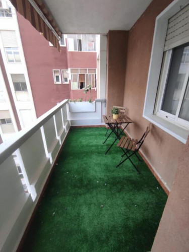 Very cool double bedroom near the Jardín de la Constitución - Gallery - 6