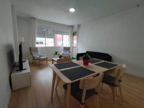 Very cool double bedroom near the Jardín de la Constitución - Gallery - 5