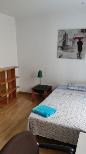 Very nice single ensuite bedroom in Santa Eulalia