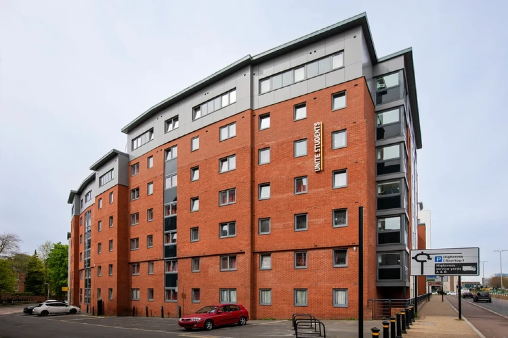Castle Court