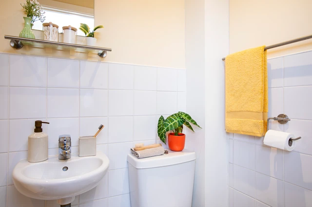  Medium Standard Double En-Suite  -  Castle Court  - Gallery -  2