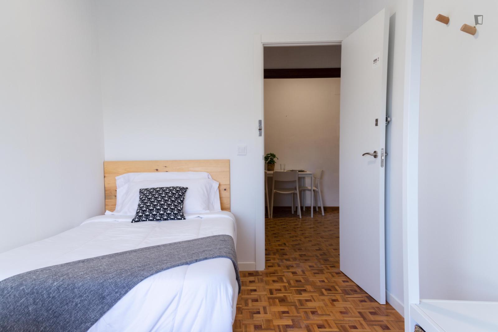  Cosy Single Bedroom Close To La Seu De València  -  Cosy single bedroom close to La Seu de València  - Gallery -  1