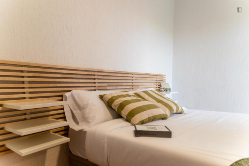 Snug double bedroom in El Carmen area