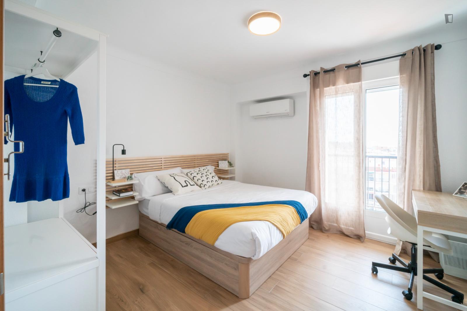 Tasteful Double Bedroom Next To Benimaclet Metro Station - Tasteful double bedroom next to Benimaclet metro station - Gallery - 1