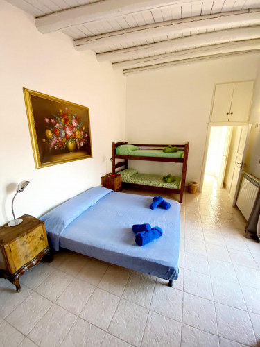 Single bedroom, with private bathroom and balcony, in 8-bedroom apartment - Gallery - 44