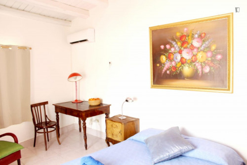 Single bedroom, with private bathroom and balcony, in 8-bedroom apartment - Gallery - 51