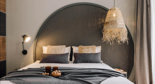 Deluxe 3-bedroom apartment near the Avenida metro