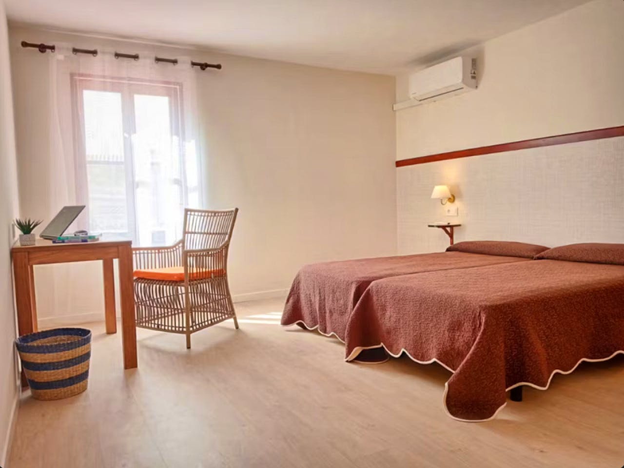  Private  -  Charming apartment 200 meters from Cuidad Jardin Beach  - Gallery -  26