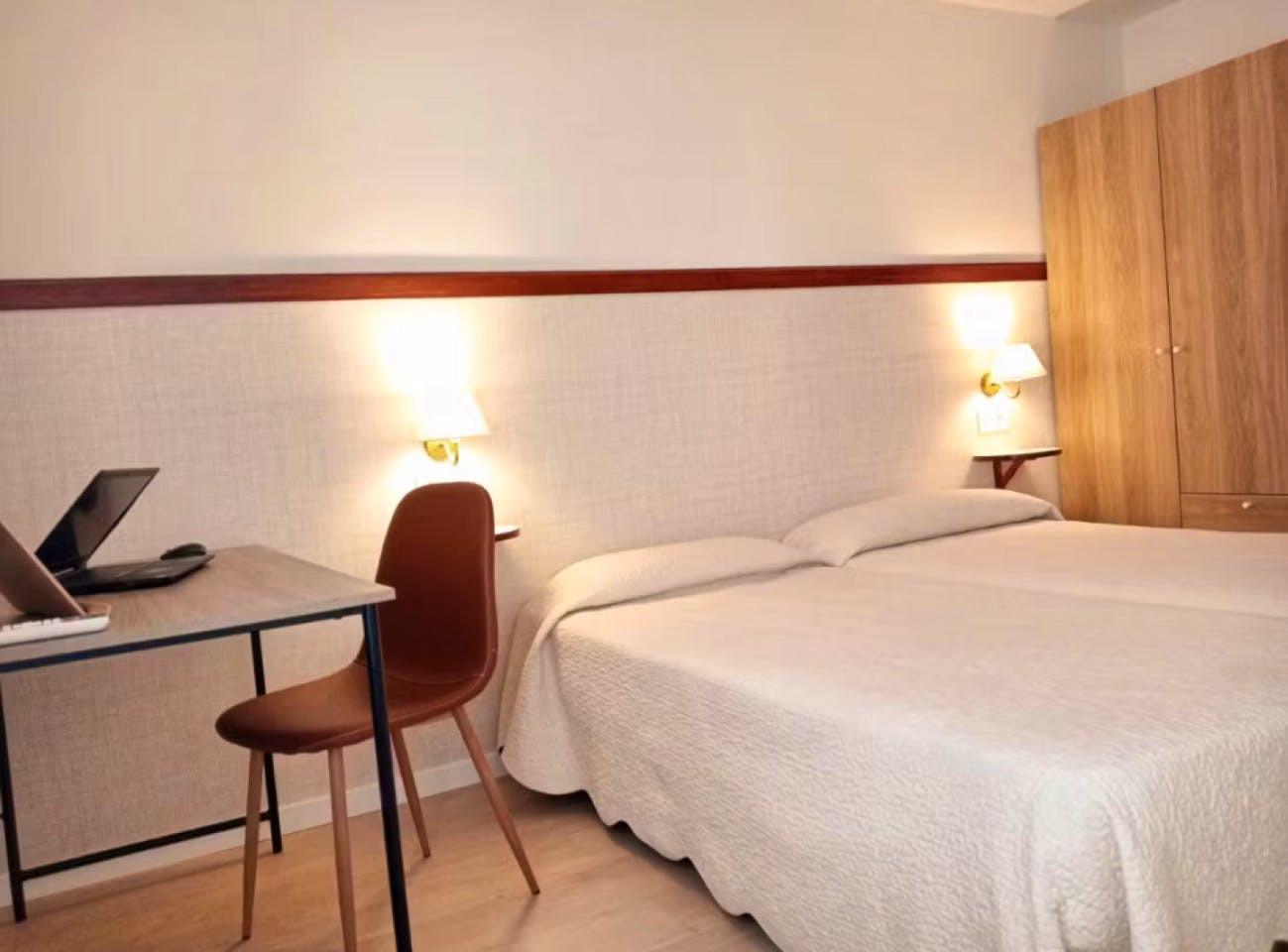  Private  -  Charming apartment 200 meters from Cuidad Jardin Beach  - Gallery -  27