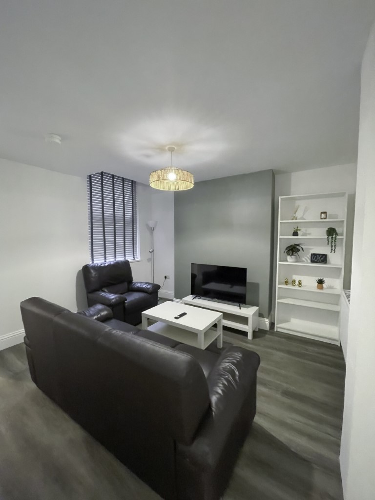  4-Bedroom  -  May Street  - Gallery -  2