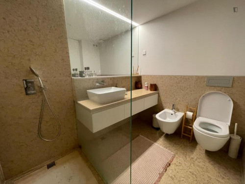 Lovely one bedroom with a superb balcony on the highest hill of Lisbon.