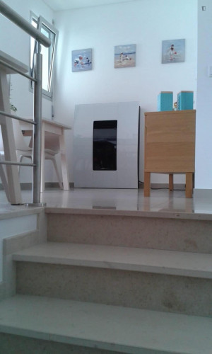 3 bedroom villa with frontal view on the sea