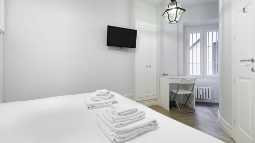 Appealing 2-bedroom flat in Castello Sforzesco - Gallery - 23