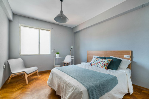 Enjoyable double bedroom near the Aragón metro - Gallery - 11