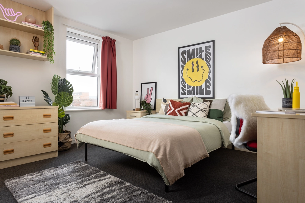  Extra Large Standard Double En-Suite  -  Atlantic Point  - Gallery -  3