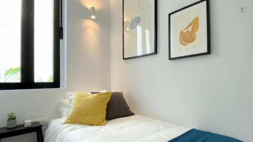 Nice 2-bedroom flat - Gallery - 12