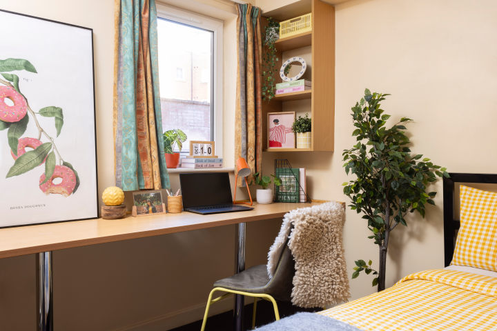  Medium Standard Double En-Suite  -  Moorfield  - Gallery -  3