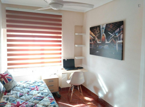 Habitación totalmente equipadade a pocos minutos de universidades - Gallery - 13