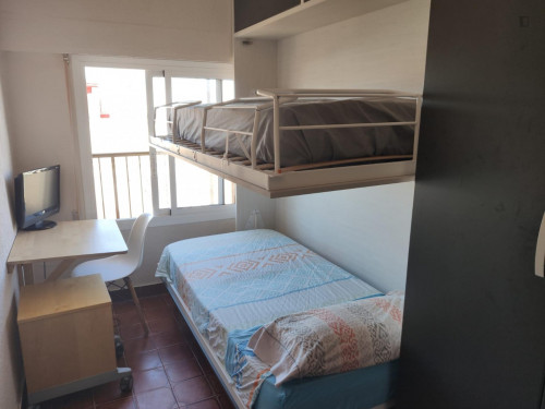 Habitación totalmente equipadade a pocos minutos de universidades - Gallery - 2