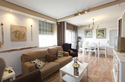 Cosy 3-bedroom apartment in beautiful Seville - Gallery - 13
