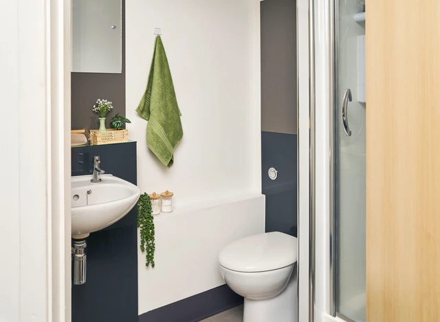 Large Standard Double Studio - كوينز بارك هاوس - Gallery - 2