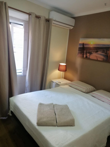 Nice 2-Bedroom Apartment close to Praça do Bocage - Gallery - 21