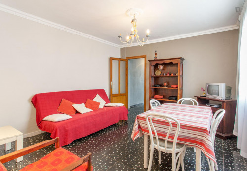 Lively single bedroom in a 3-bedroom apartment close to Universitat Pública Politécnica De Valencia - Gallery - 4