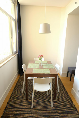 Very nice 1-bedroom apartment in Restelo