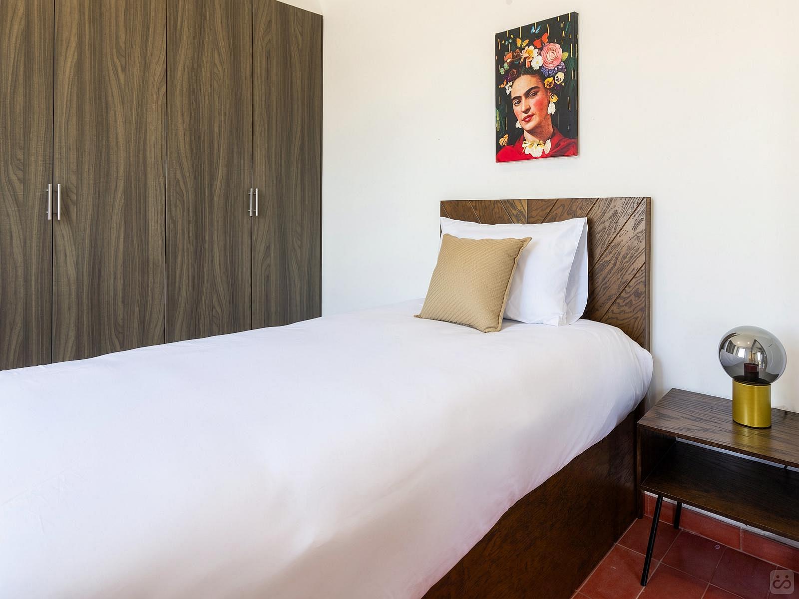 Private Room IV - 1
