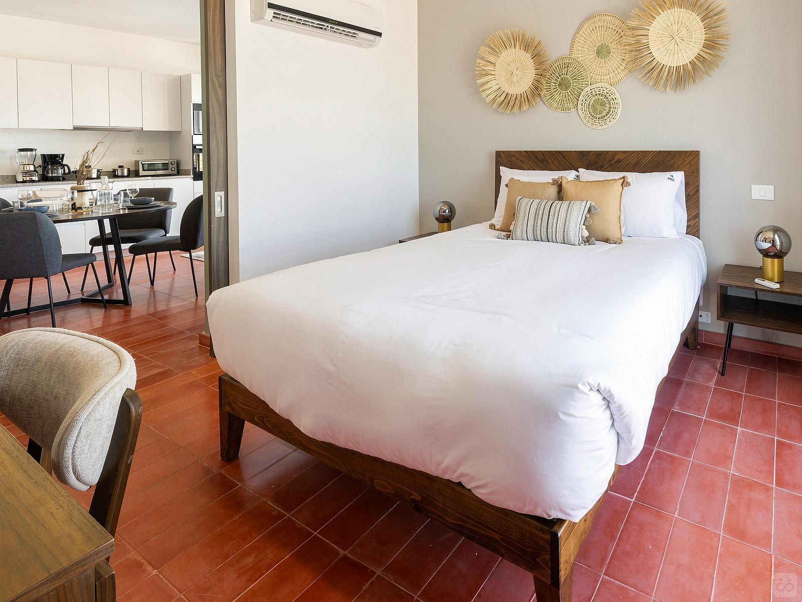 Private Room IV - 5