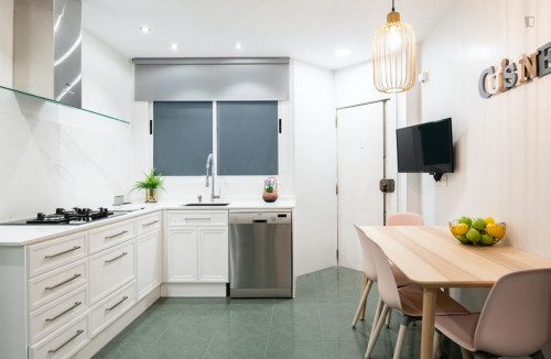 Nice double bedroom near Colón Metro Station - Gallery - 9
