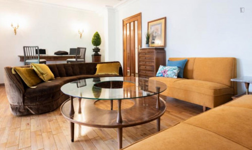 Nice double bedroom near Colón Metro Station - Gallery - 14