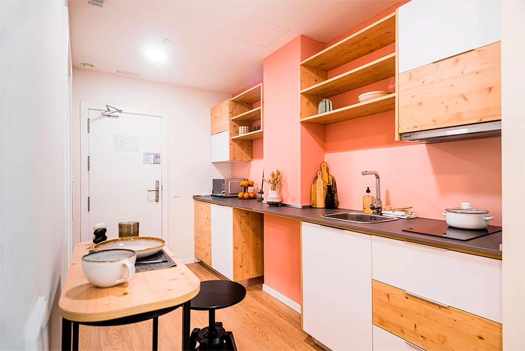 Studio Standard With Kitchen - 4