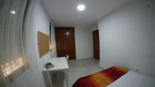 Double bedroom in 5-bedroom apartment for tenants until 27 years old