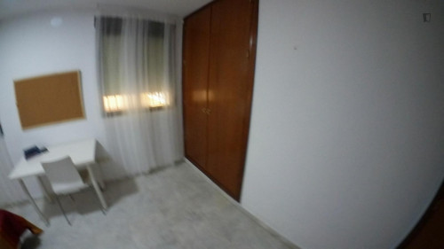 Double bedroom in 5-bedroom apartment for tenants until 27 years old