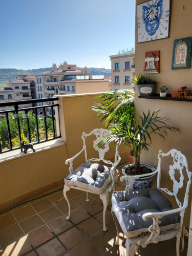 Enchanting double bedroom with a private bathroom