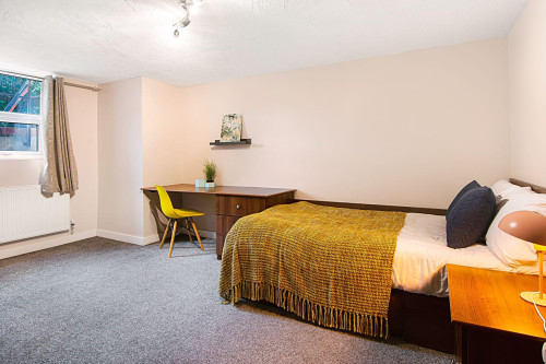 rentinc-stanmore-place-ls4-2rr-leeds-158892481820250218122103AM