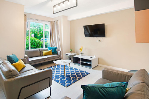 rentinc-stanmore-place-ls4-2rr-leeds-164552713920250218122058AM