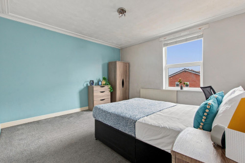 rentinc-stanmore-place-ls4-2rr-leeds-205163015920260806122608PM