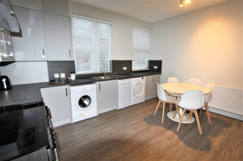 rentinc-stanmore-place-ls4-2rr-leeds-64970109220231005055800AM