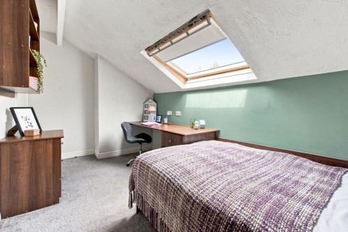 rentinc-stanmore-place-ls4-2rr-leeds-93527114320260806122611PM
