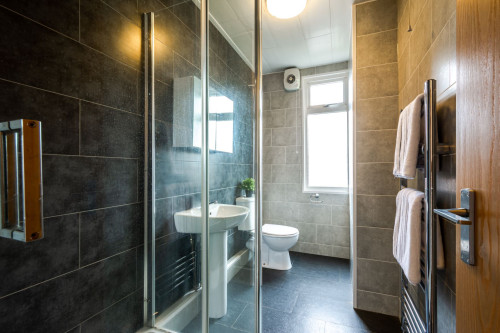 rentinc-stanmore-place-ls4-2rr-leeds-94973538320261015015554AM