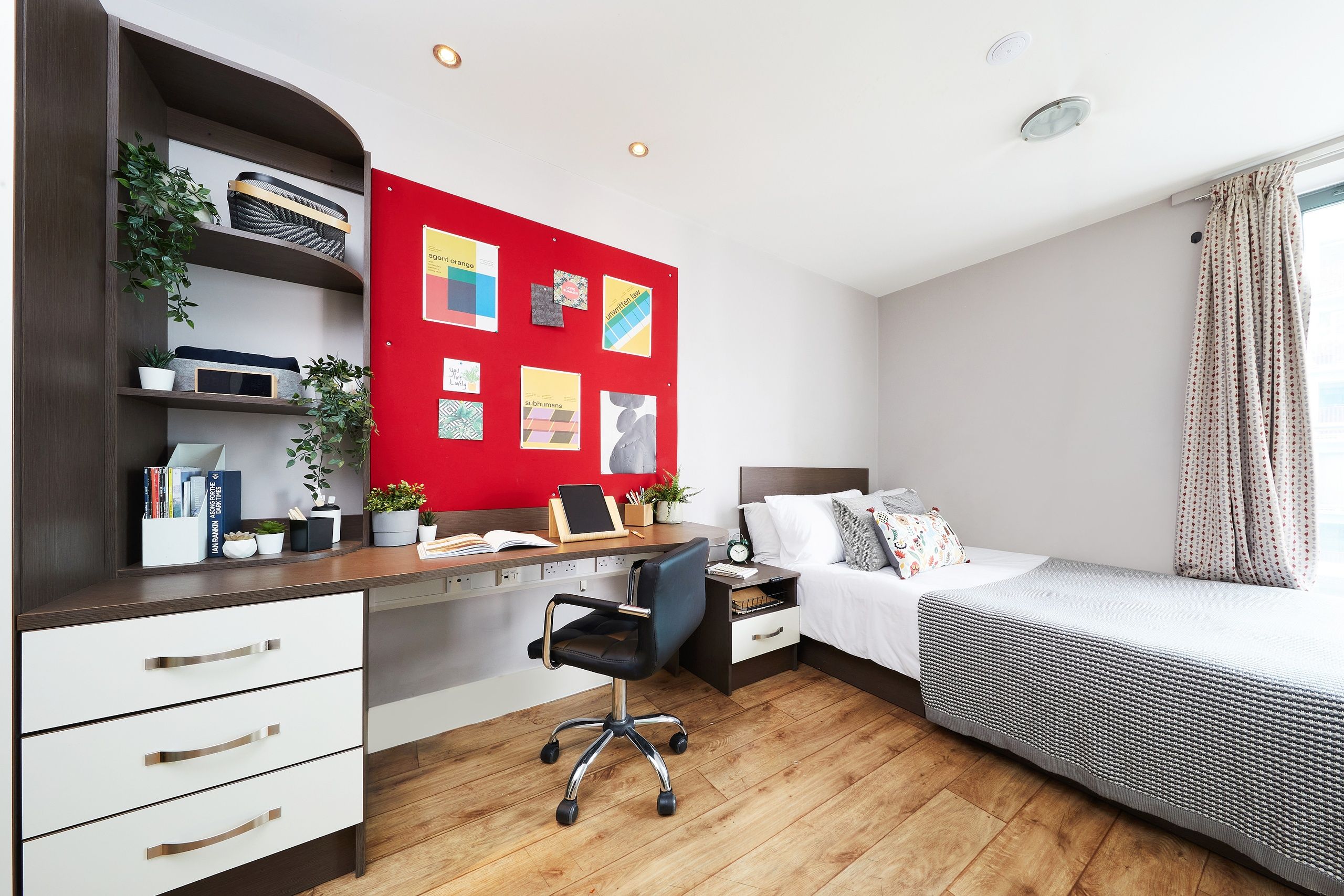  Gold Studio  -  Dashwood Studios  - Gallery -  1