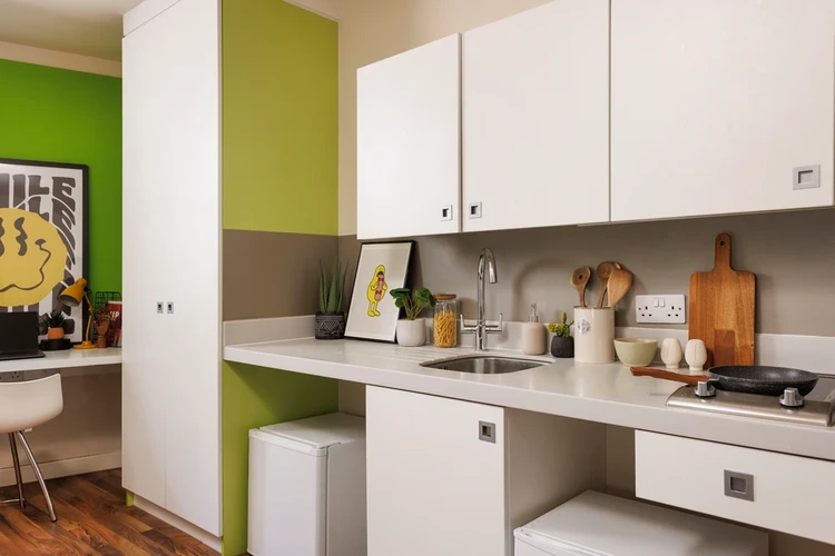  Double Wheelchair Accessible Studio  -  Quay Point Studios  - Gallery -  2