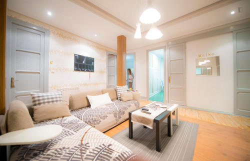 Really neat double bedroom in a 5-bedroom flat, near the Casco Viejo metro - Gallery - 10