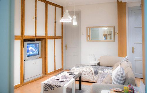Really neat double bedroom in a 5-bedroom flat, near the Casco Viejo metro - Gallery - 8