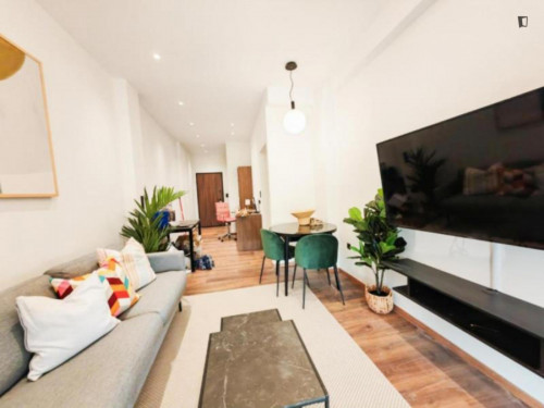 Ako12 - New, Stylish, Bright, Clean Nice Balcony