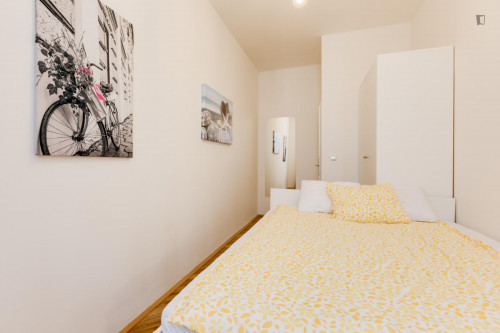 Alluring double bedroom near the Prague Main Station